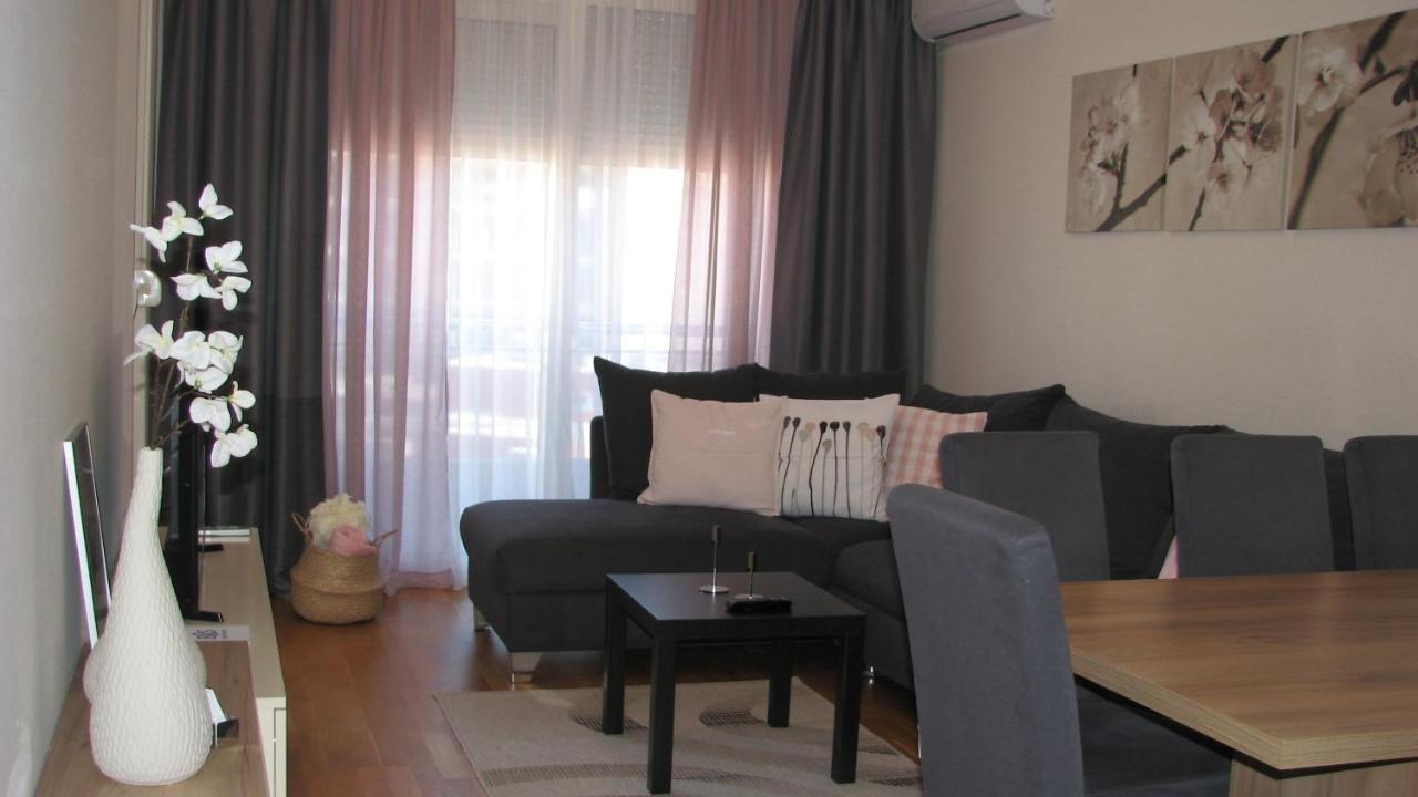 Apartments B&S Lux Budva Bagian luar foto