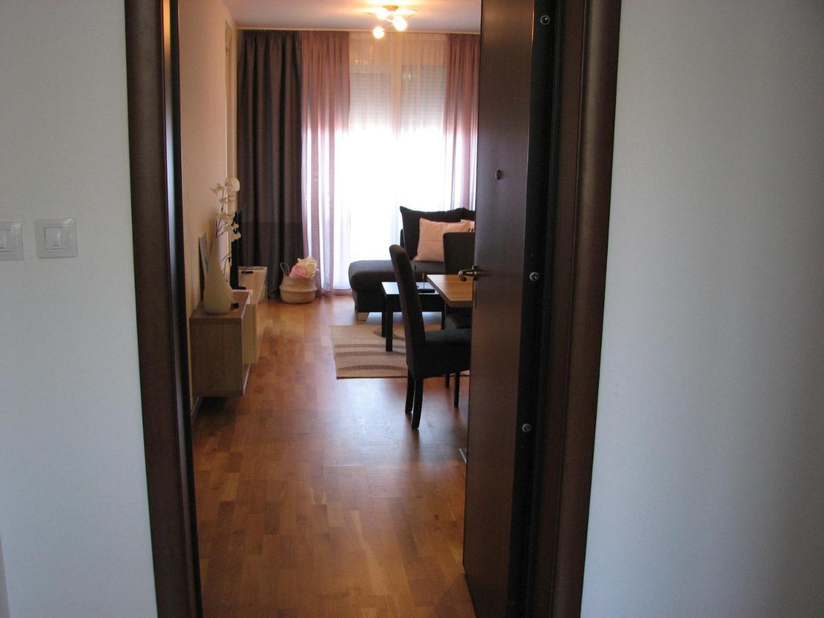 Apartments B&S Lux Budva Bagian luar foto