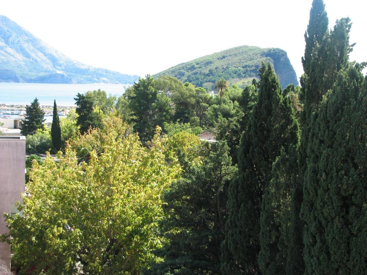 Apartments B&S Lux Budva Bagian luar foto