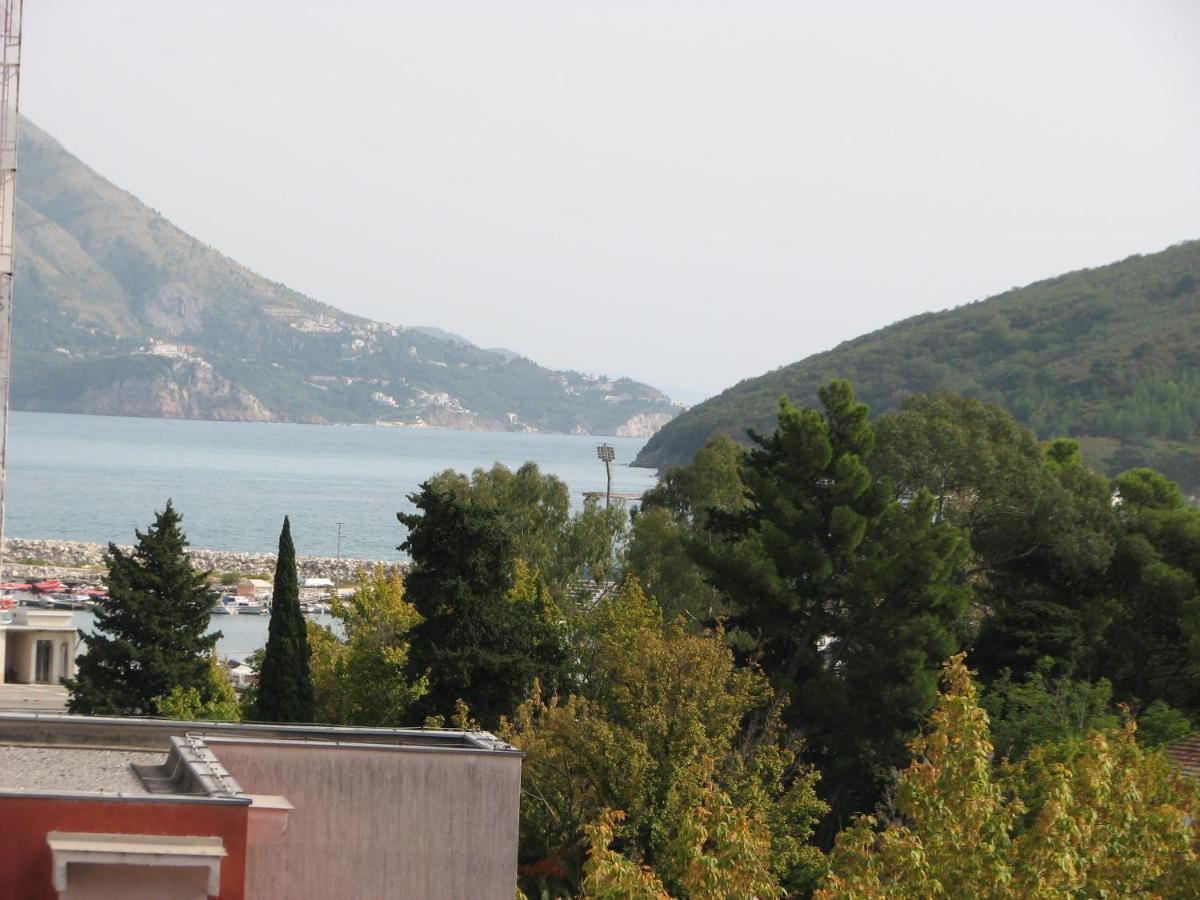 Apartments B&S Lux Budva Bagian luar foto